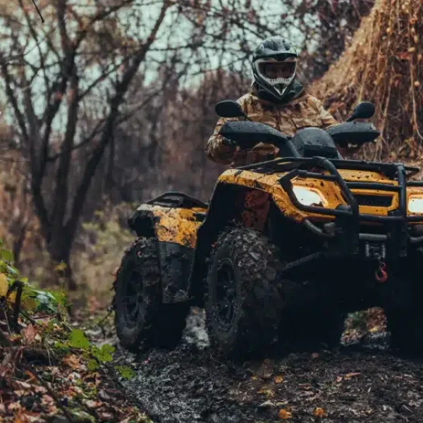 recreational-vehicles-gps-tracking-and-safety-1920x1280-840xAuto